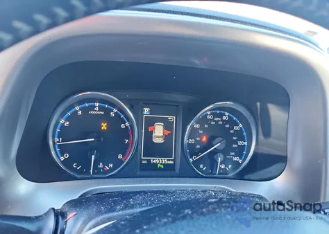 2016 Toyota Rav4 Limited z USA, uszkodzony, nr VIN JTMDFREV7GJ057003